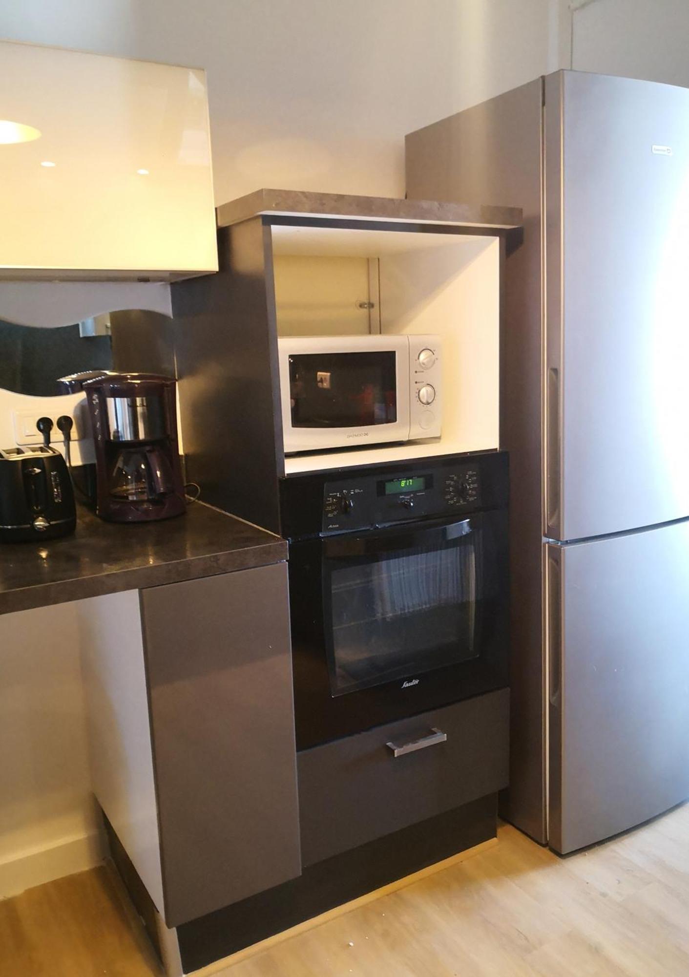 Logement Entier 78 M2, 7 Pers Cosy Et Spacieux Proche Du Centre-Ville Et De La Gare Avignon Exterior foto